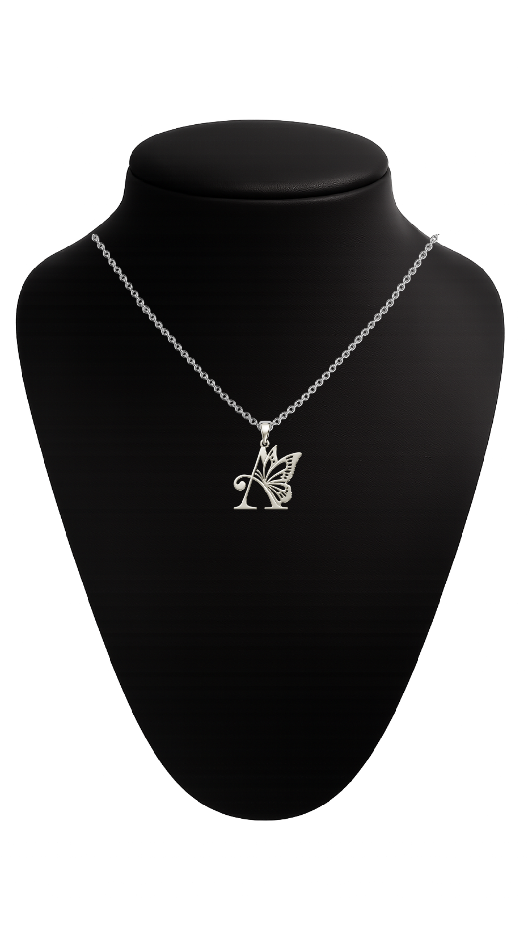 Silver necklace with a pendant 
